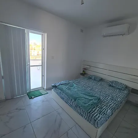 Marsascala New & Modern Penthouse * Marsaskala